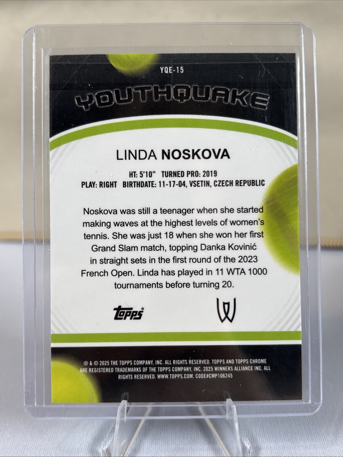 2025 Topps Chrome Tennis Linda Noskova Rookie Youthquake #YQE-15