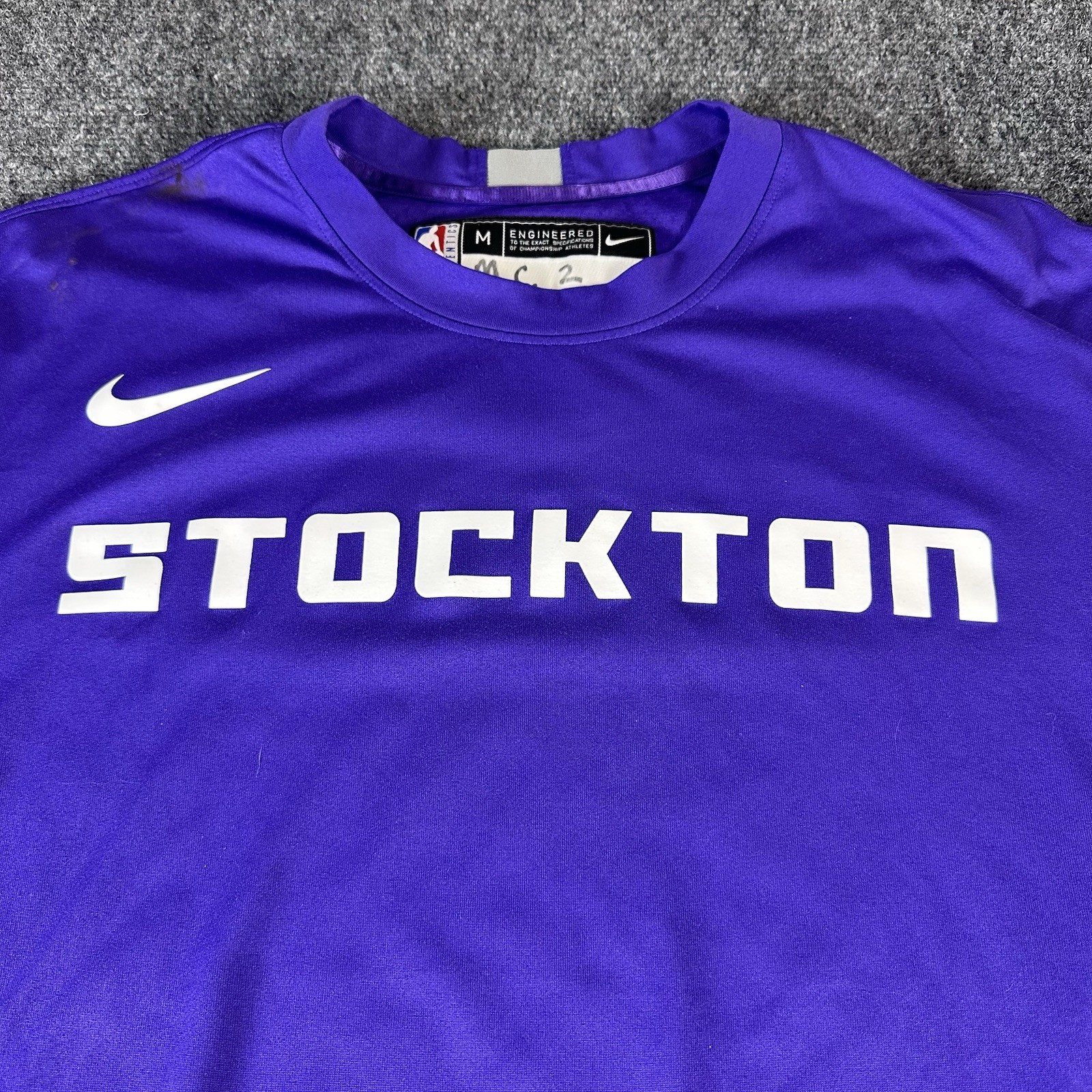 Nike Stockton Kings Team Issued Player Shirt Medium M Purple Long Sleeve
