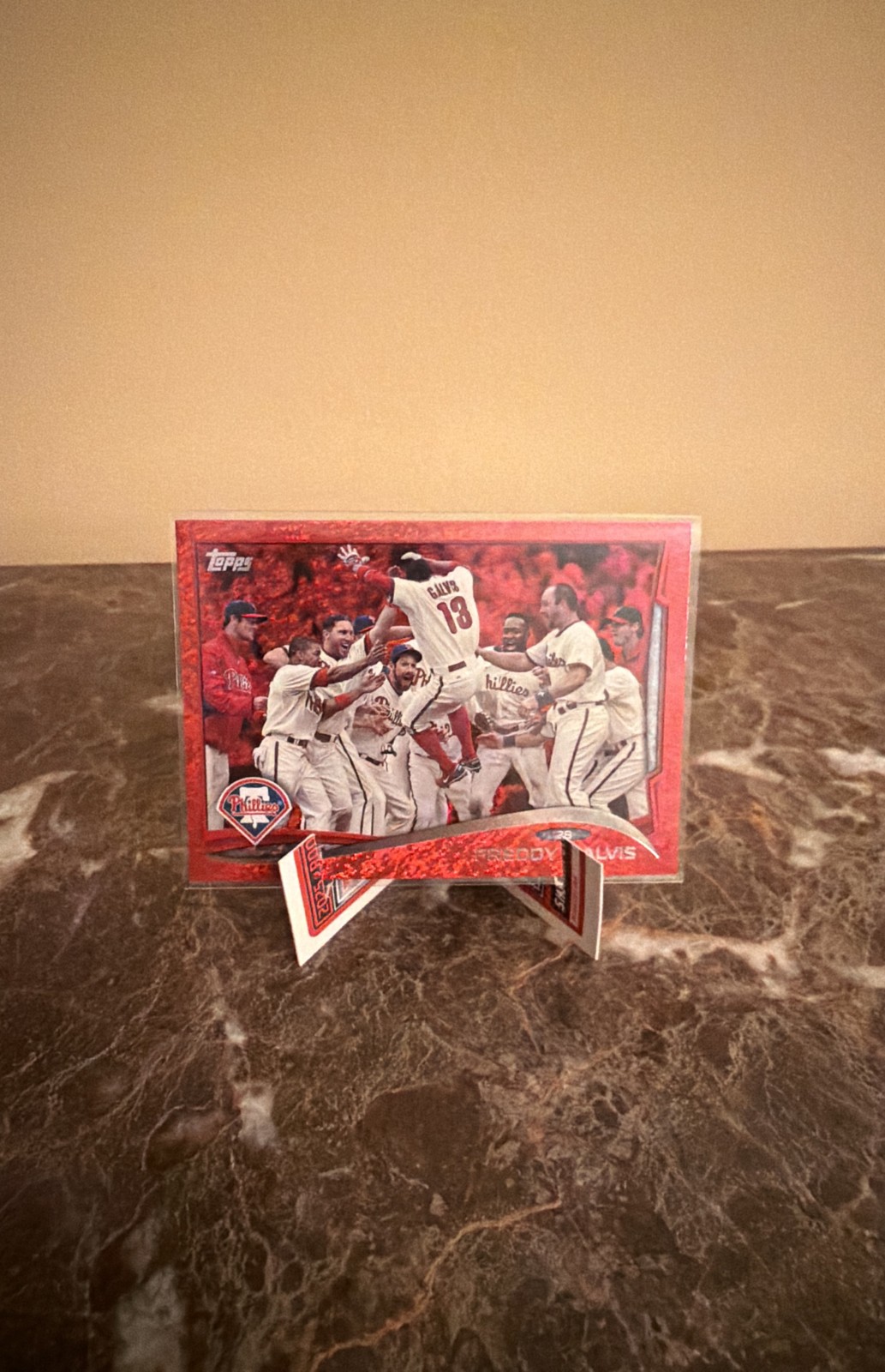 2014 Topps – Freddy Galvis #637 Red Hot Foil (RC)