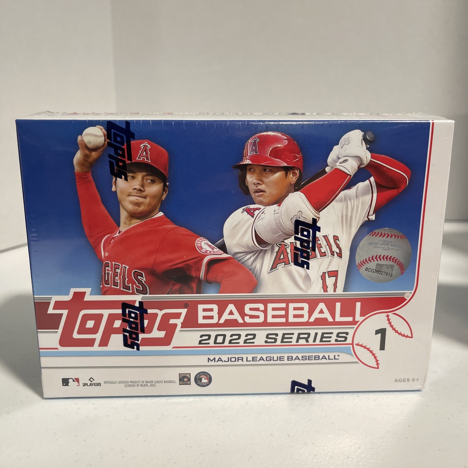Topps MLB Series 1 Baseball Trading Card Mega Box