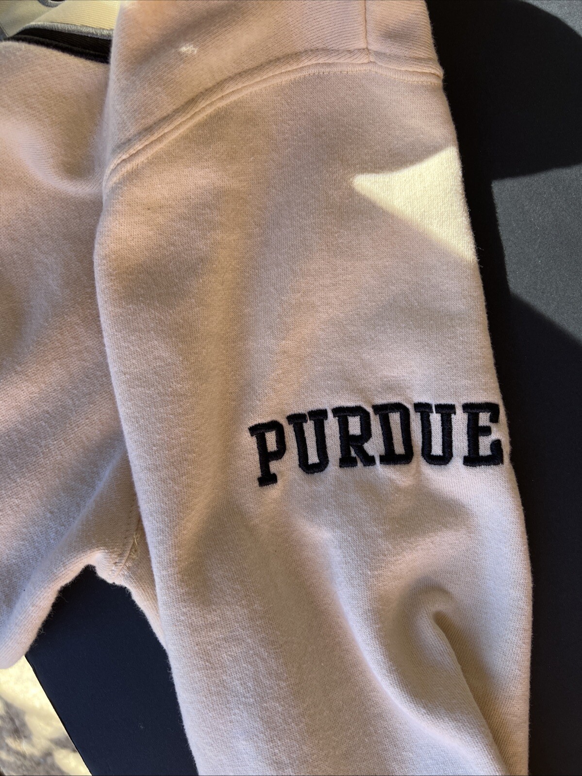 Purdue Boilermakers Colosseum Embroidered Hoodie Mens XL Beige NCAA EUC