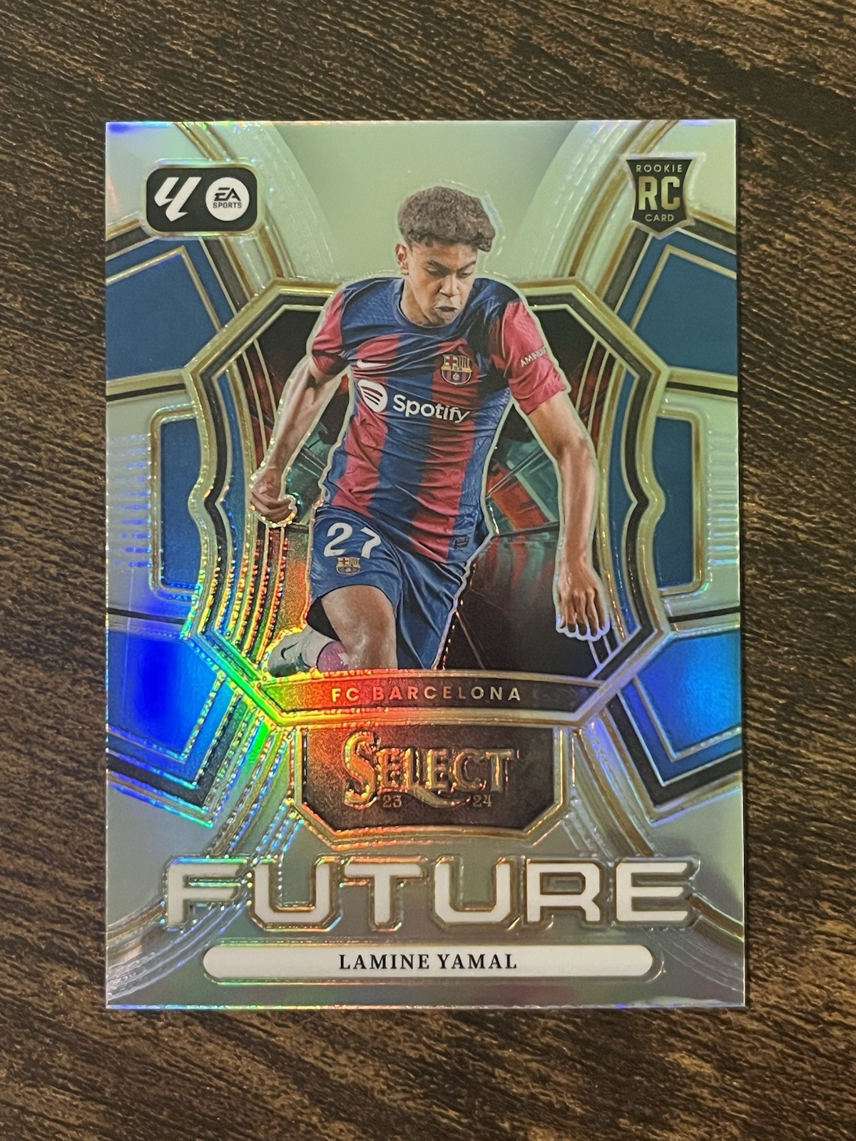 2023-24 Panini Select La Liga – Select Future Lamine Yamal Silver Prizm #15 RC