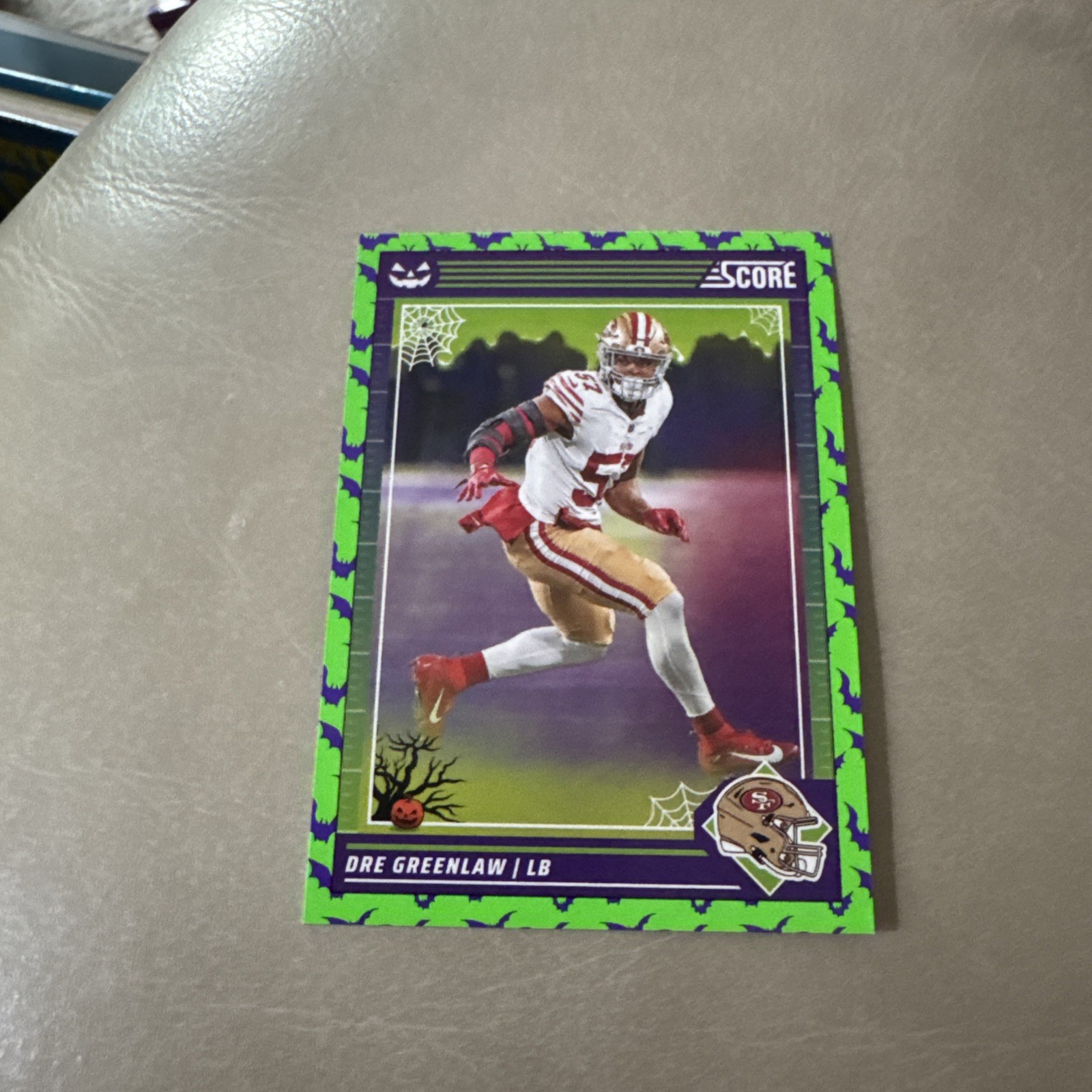 2024 Score-A-Treat #250 Dre Greenlaw Green Bats San Francisco 49ers