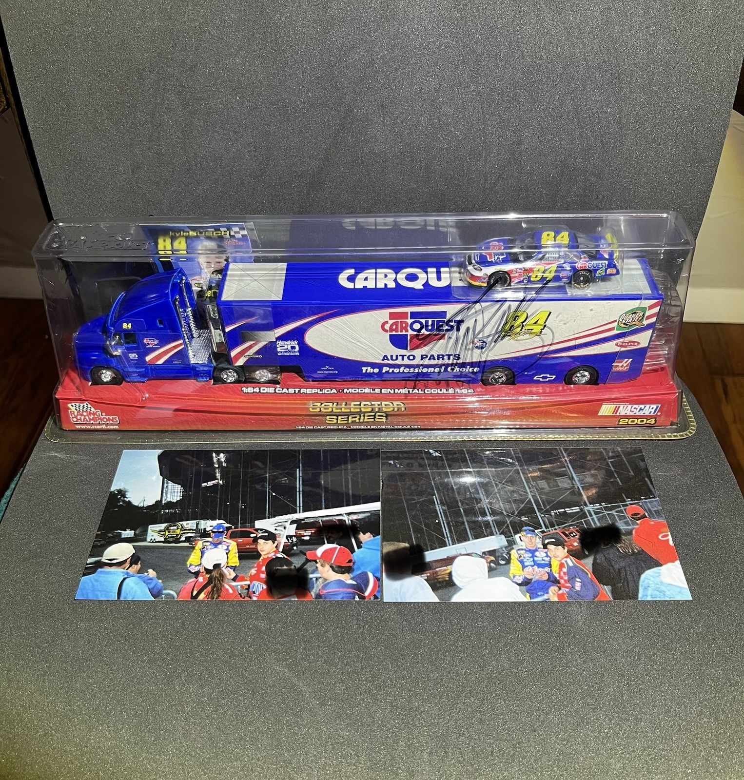 2004 NASCAR Kyle Busch SIGNED Rookie Year #84 Hauler Car & Rookie Card 1:64 RARE