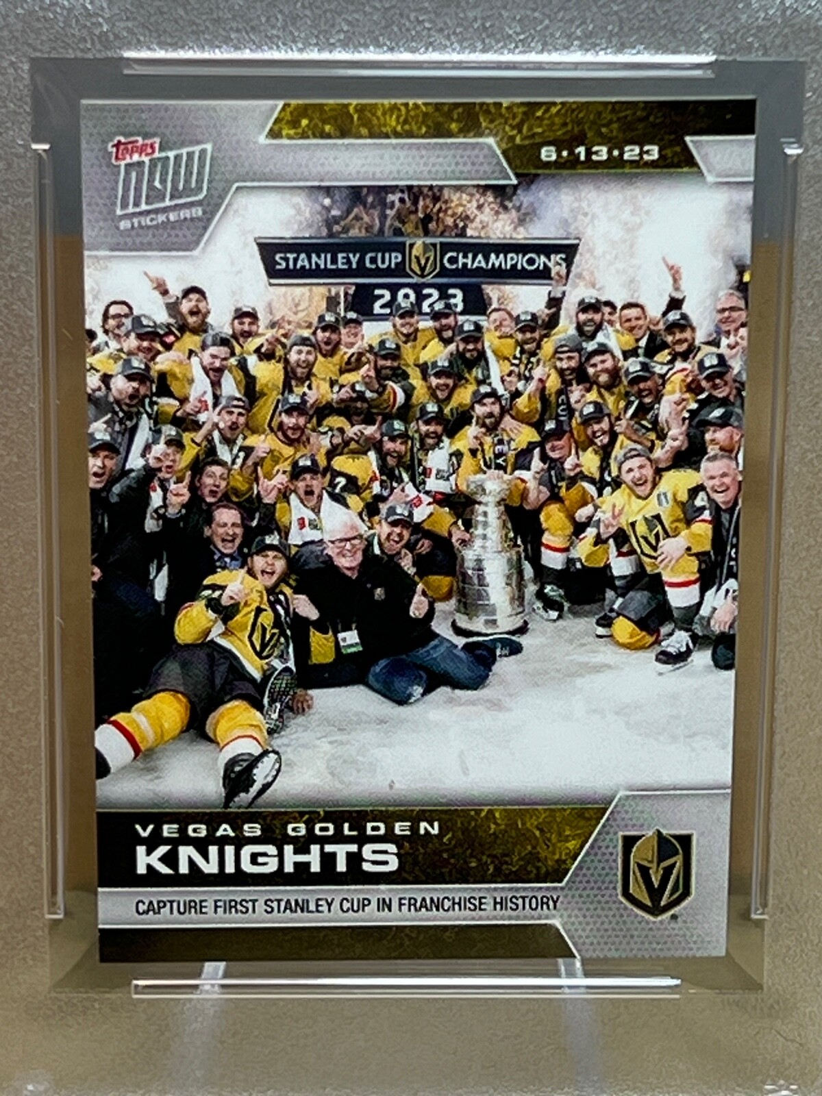 VEGAS GOLDEN KNIGHTS * PSA 10 * STANLEY CUP TEAM PIC 2022-23 TOPPS NOW #429 NHL