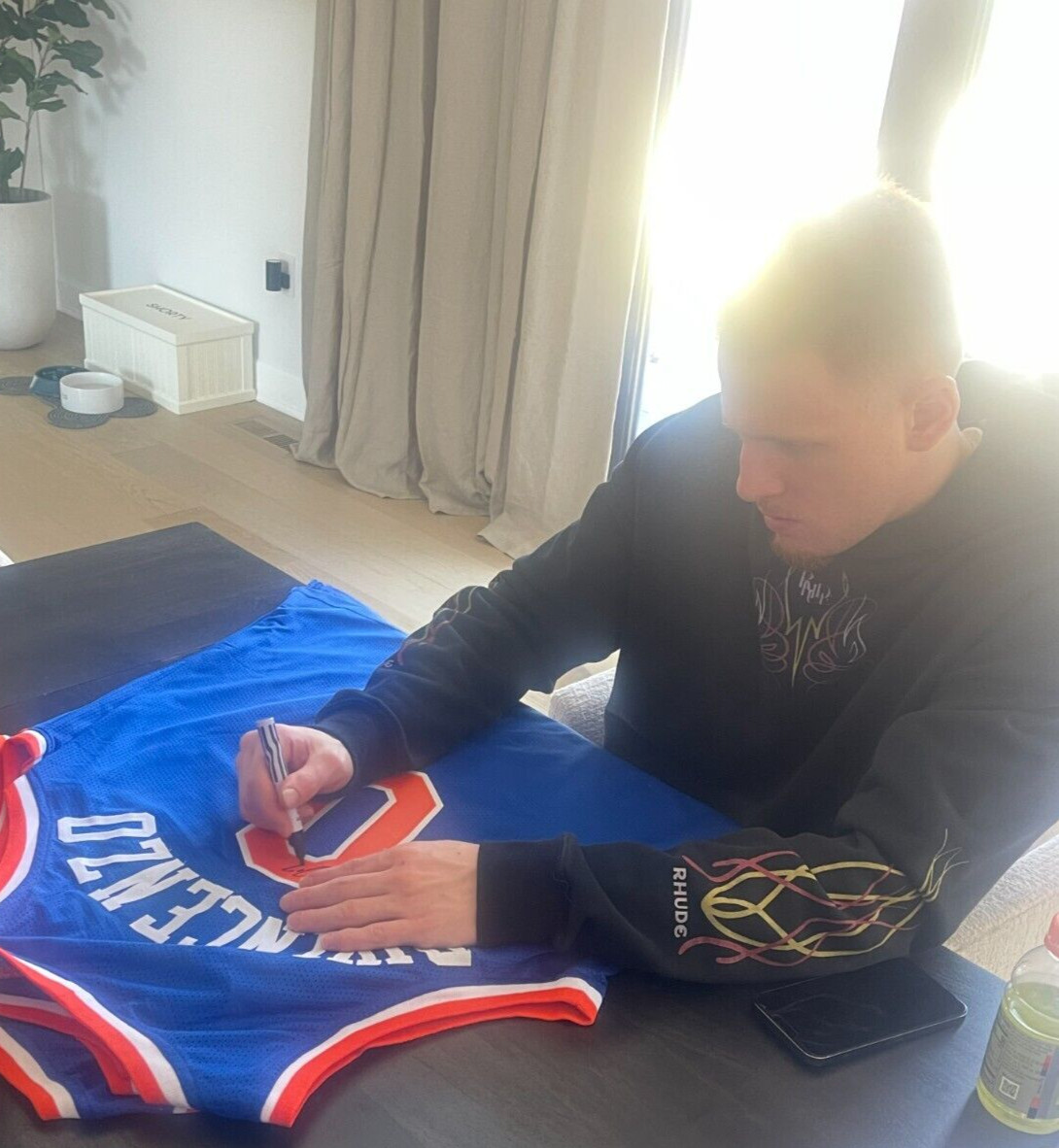 Donte DiVincenzo Signed Auto New York Knicks Blue Custom Jersey Beckett BAS COA