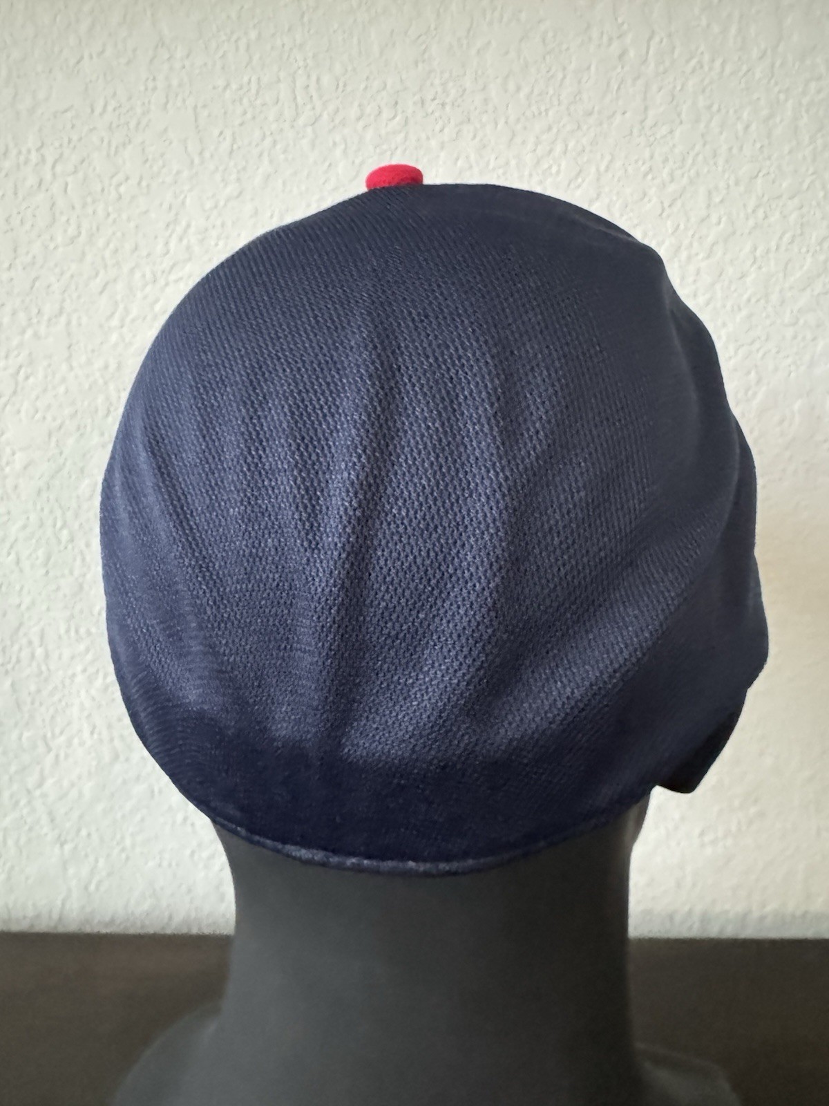 THROWBACK CHIEF WAHOO INDIANS MENS LARGE 7 3/8-7 7/8 FLEXFIT LOW PROFILE HAT NEW