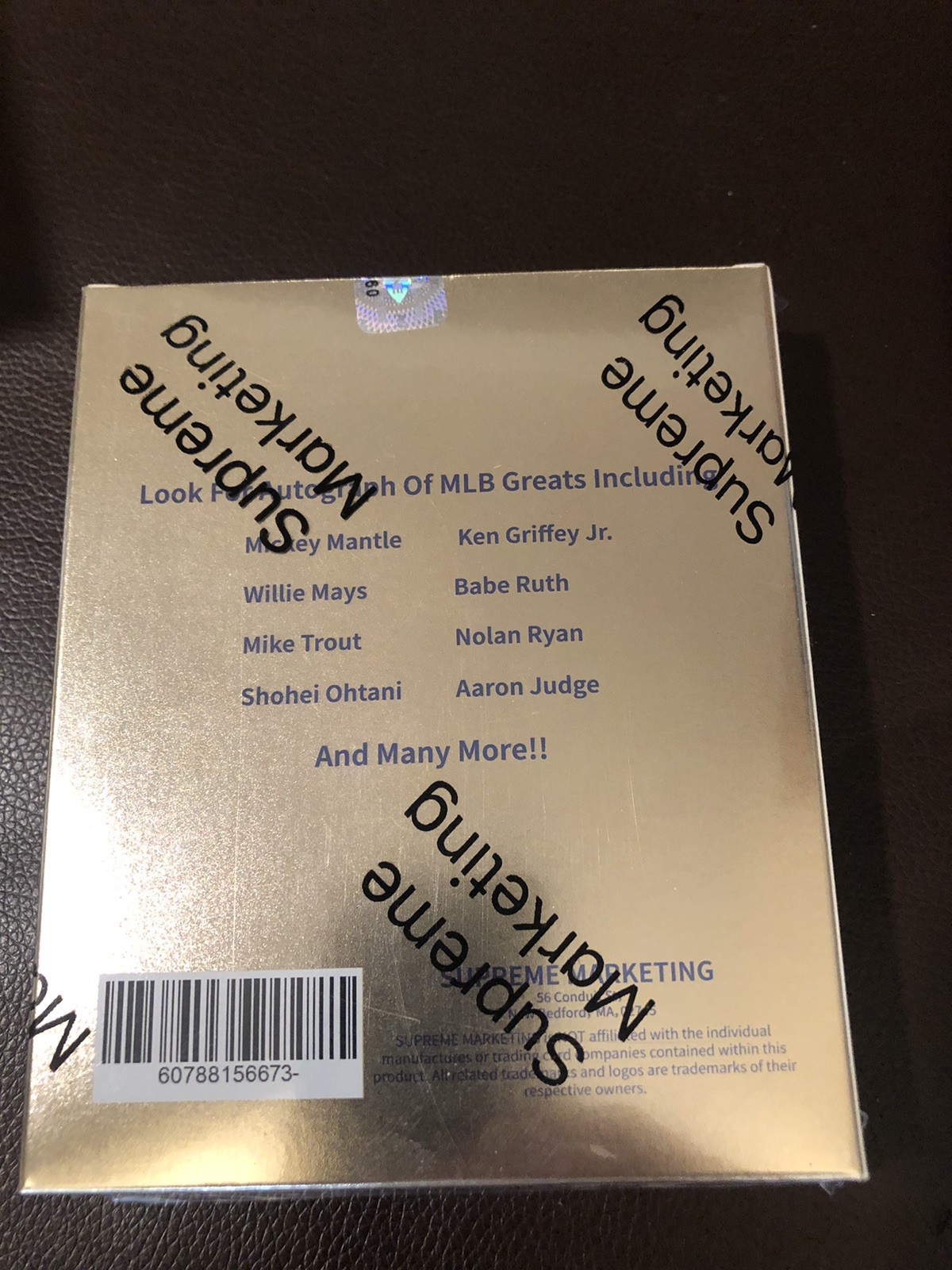 SUPREME INSERTED BASEBALL HOBBY BOX AUTOGRAPH IN EVERY BOX
