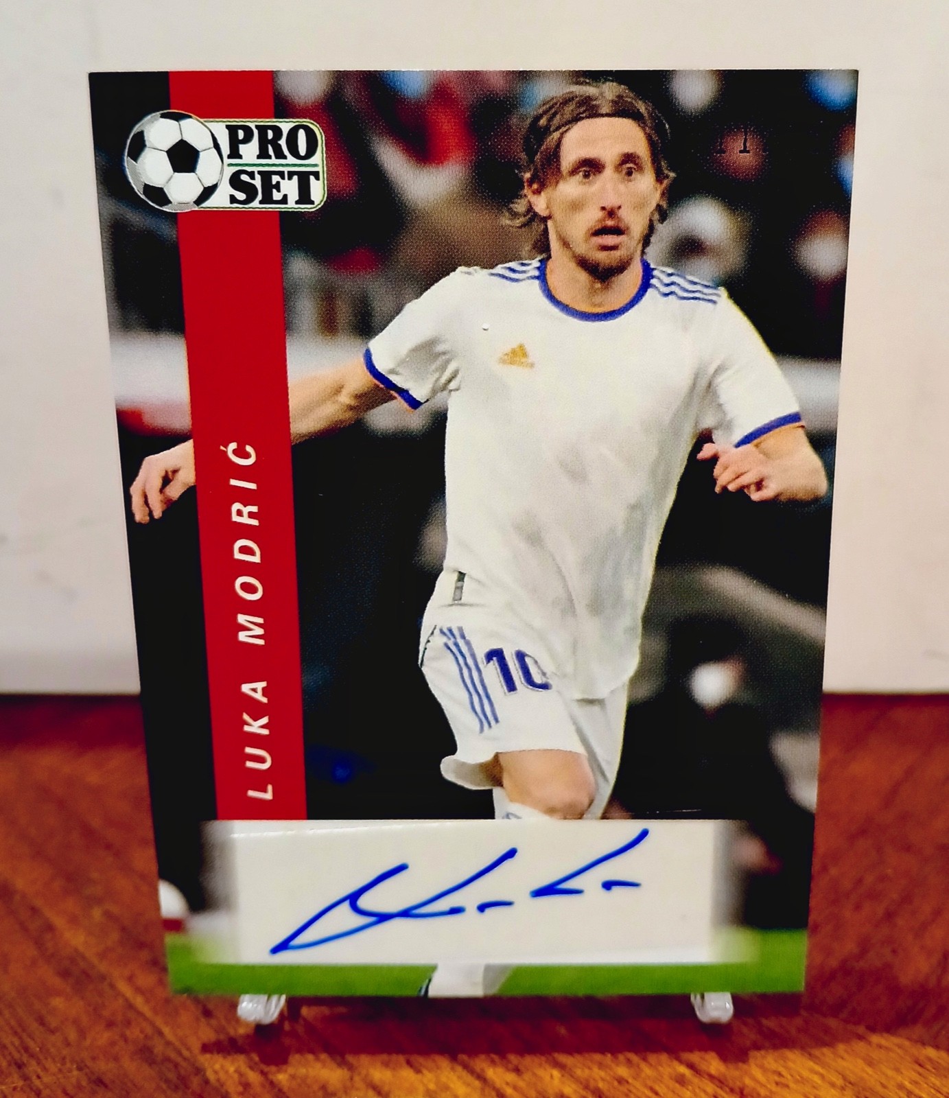 LUKA MODRIC 2022 Leaf Real Madrid Croatia AC Milan Pro Set Red Auto /35