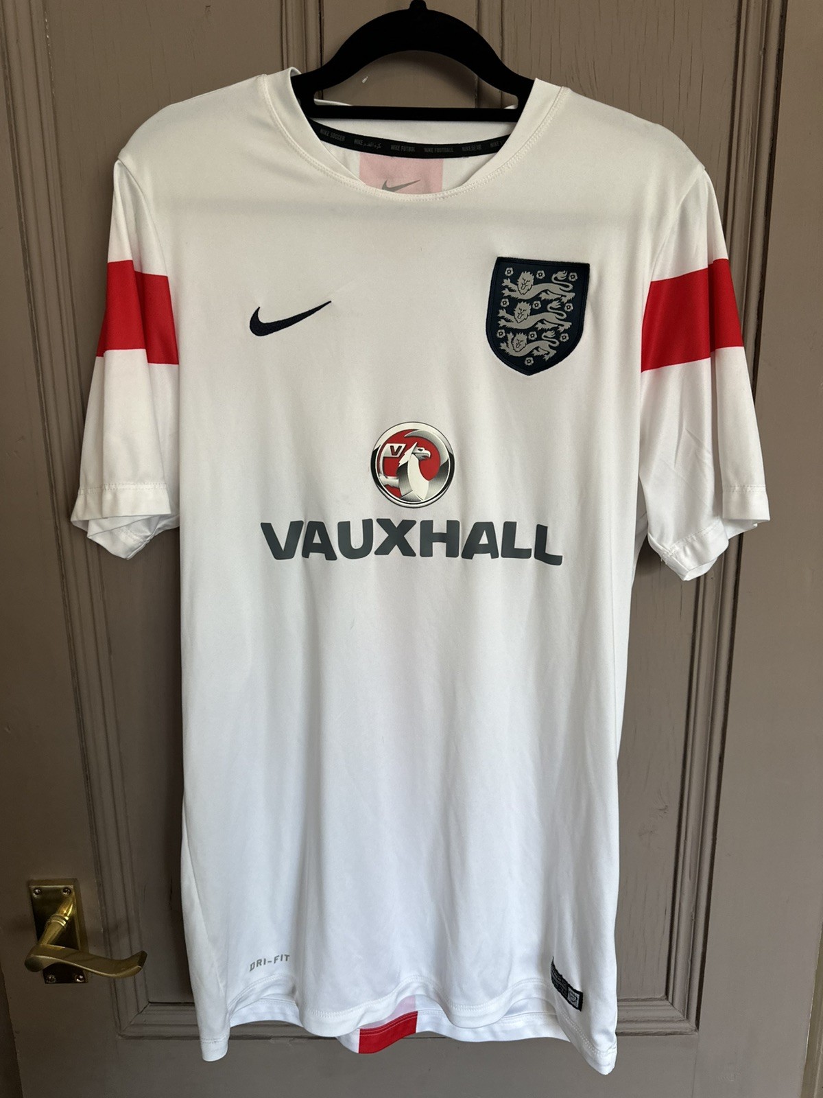 England Training Football Shirt 2014/15 Adults Medium Nike G459