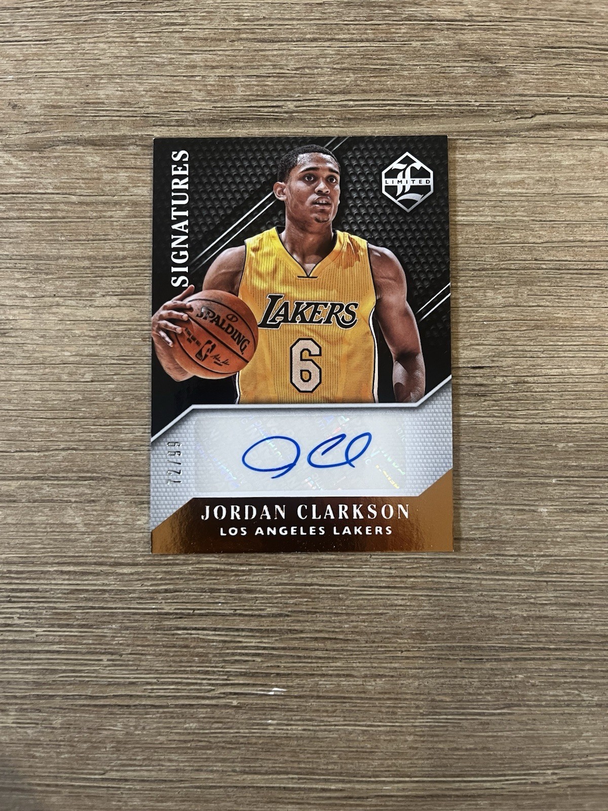 2015-16 Panini Limited – Limited Signatures Jordan Clarkson #LS-JC /99 (AU)