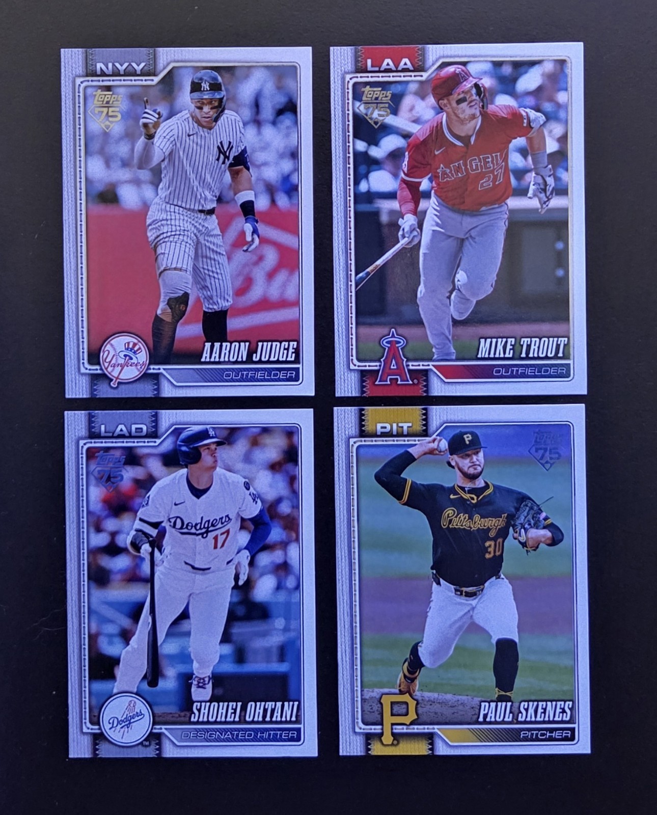 2026 Topps Series 1 complete set + 20 inserts AND Fast SHIPPING!