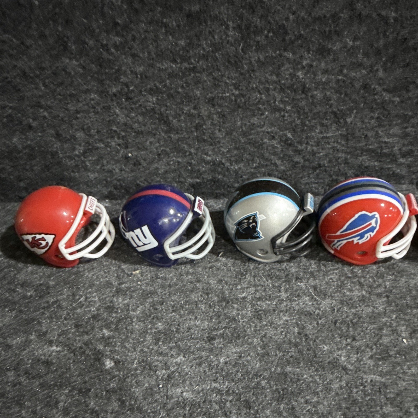 Riddell NFL Mini Helmet Collection Chiefs Giants Panthers Bills Multi-Color