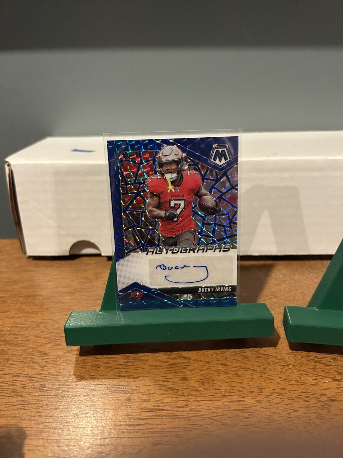 Bucky Irving: 2025 Mosaic Blue Prizm Auto /99 #AMC-BIG