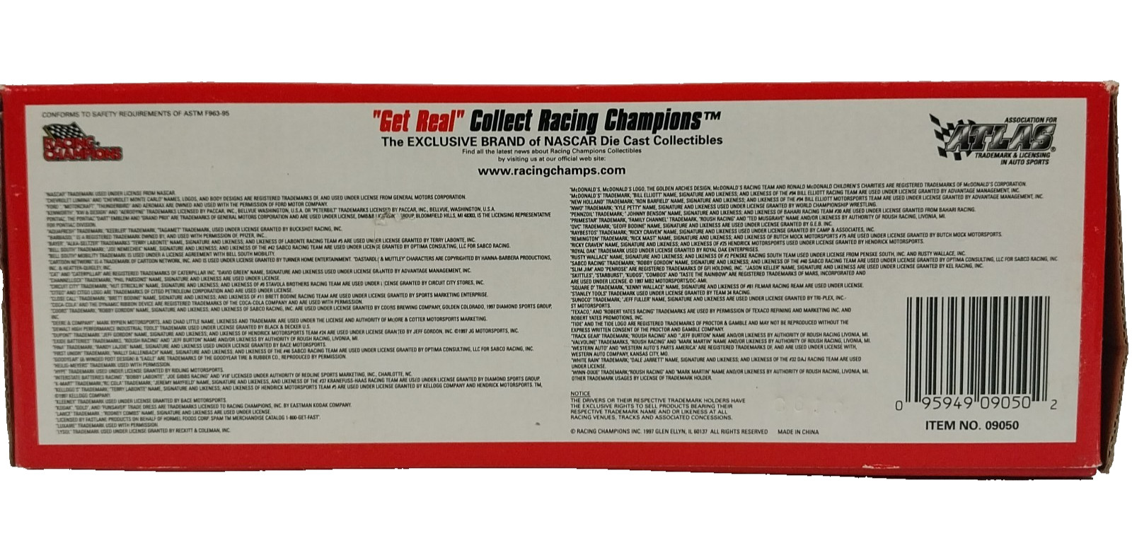 Jeff Gordon #24 NASCAR Champion Bundle – Diecast Cars, Keychain,