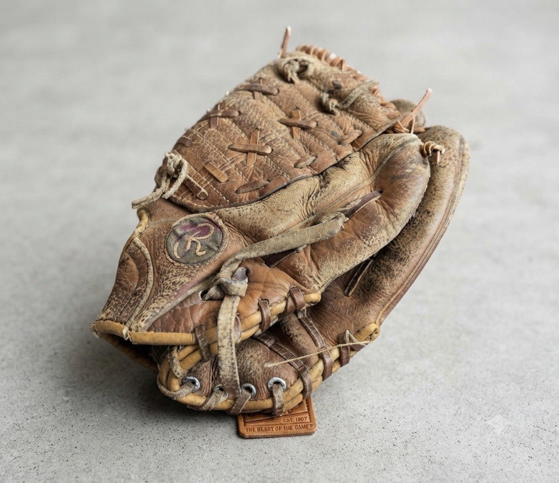 Rawlings Reggie Jackson Vintage Baseball Glove Mitt Collector’s Item Rare Decor
