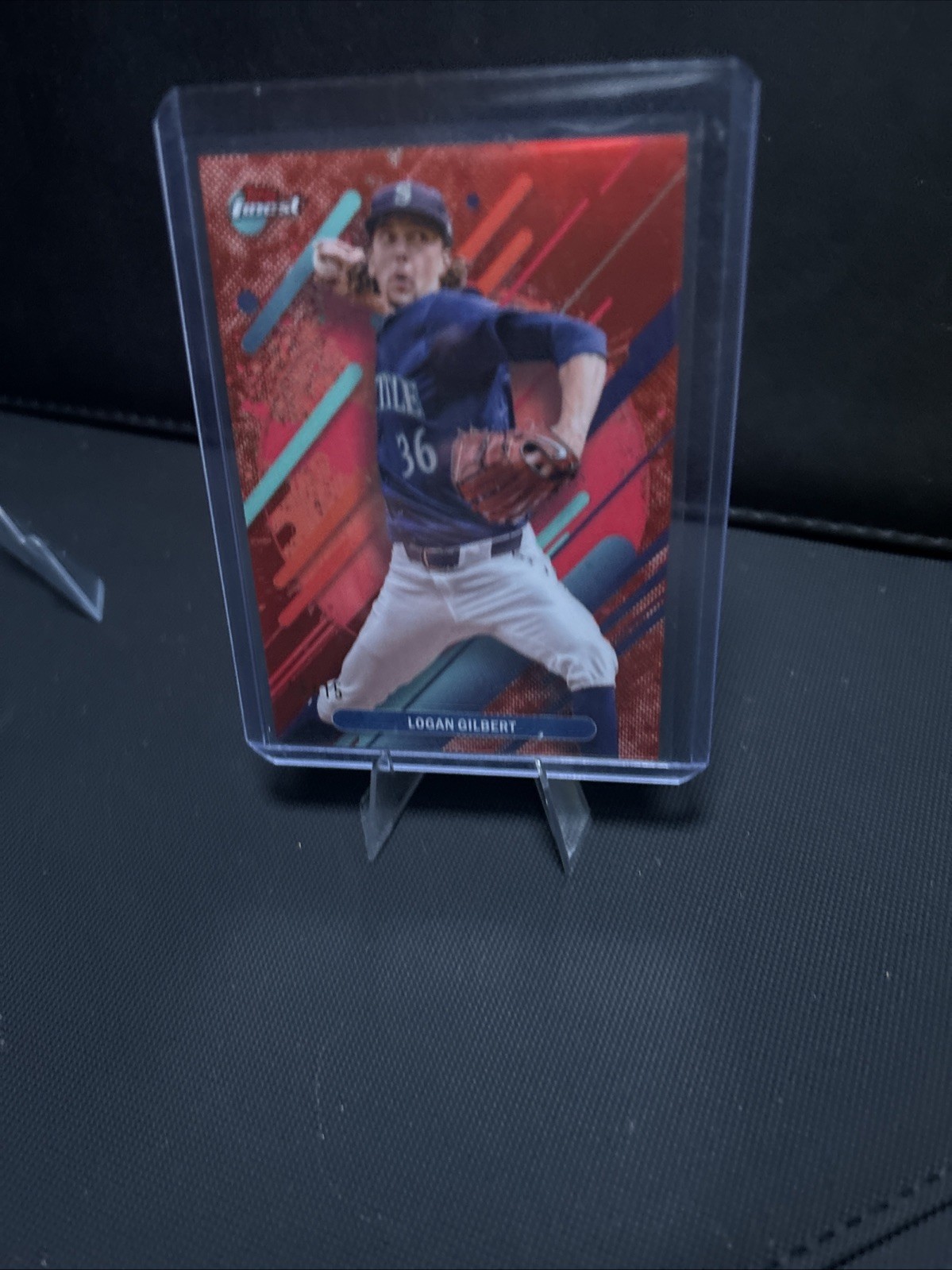 2025 Topps Finest – Rare Logan Gilbert #279 RED /15 SSP Seattle Mariners