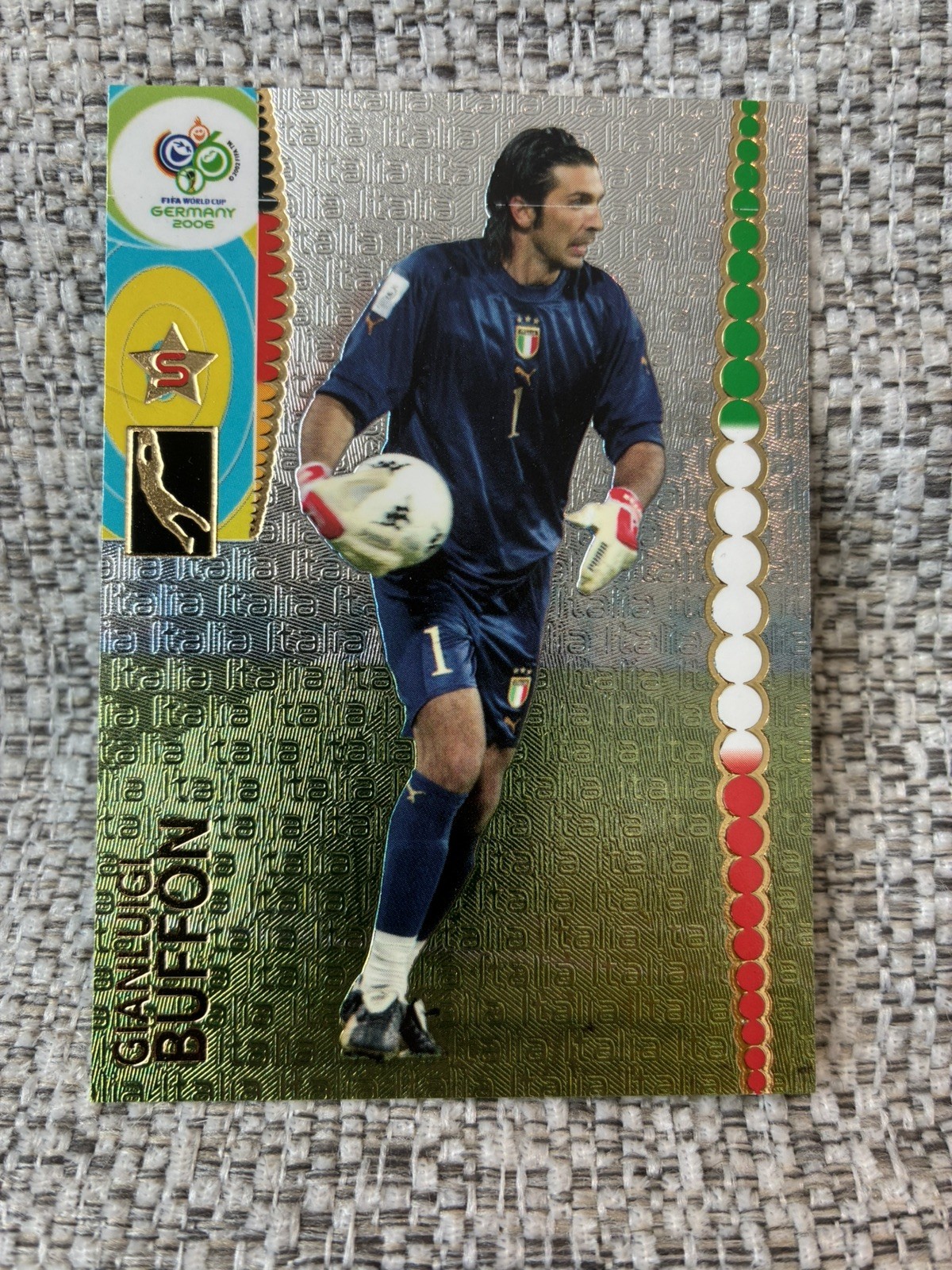 2006 Panini FIFA World Cup Germany – Gianluigi Buffon #120 Italy