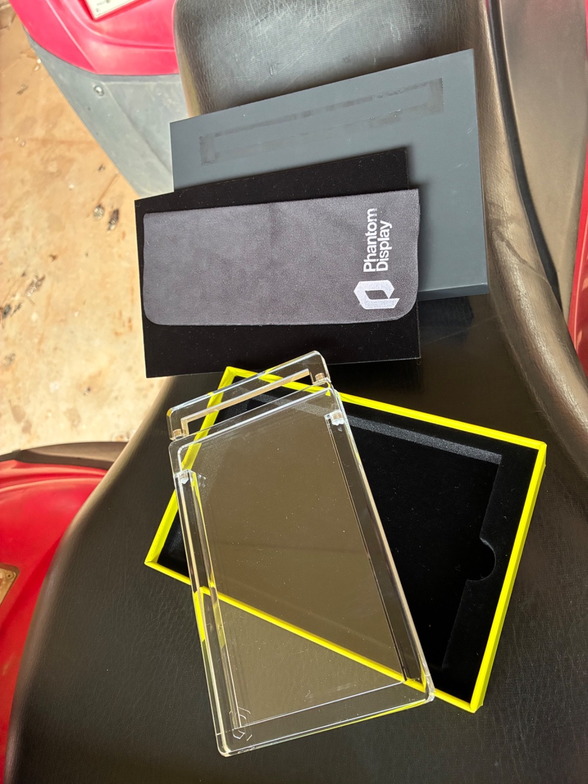 Phantom Display NANO for PSA/CGC Cards