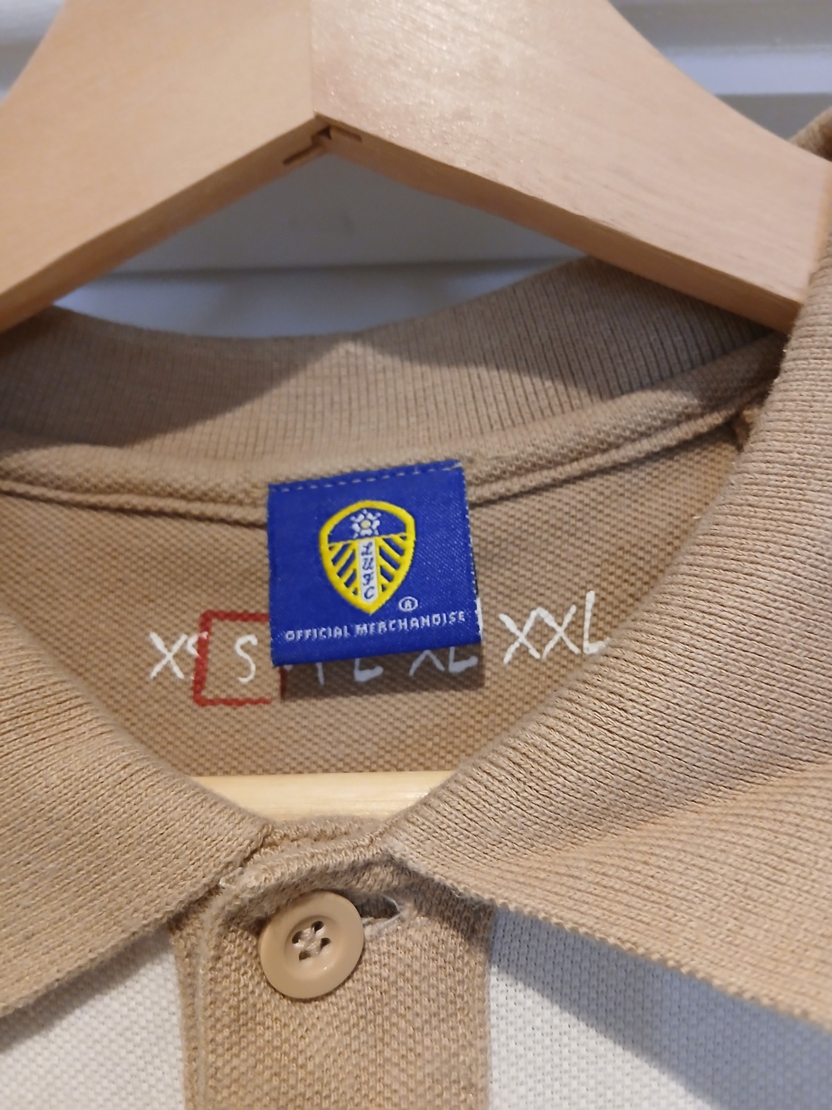 Men’s Leeds United Polo Shirt Brown White And Blue Striped Preloved Uk S