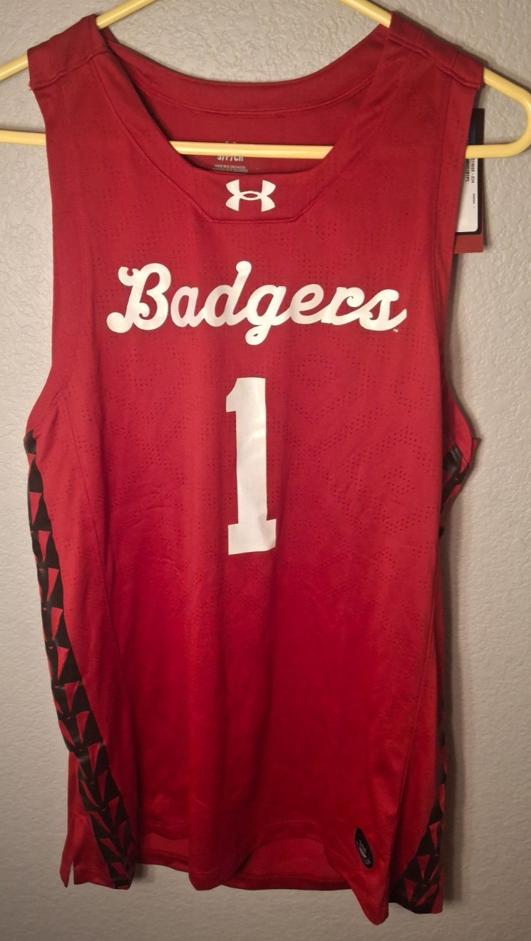 UNDER ARMOUR NCAA WISCONSIN BADGERS #1 BASKETBALL JERSEY, ADULT SMALL, NWT