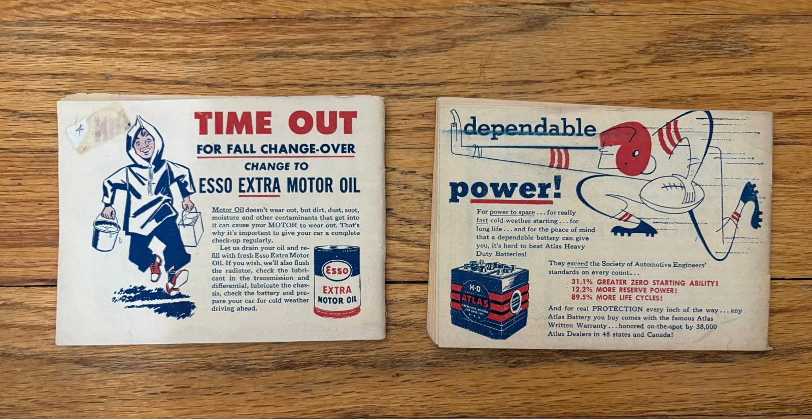 Vintage 1951 & 1952 ESSO FOOTBALL HANDBOOK Gas & Oil Advertising – FREE SHIP