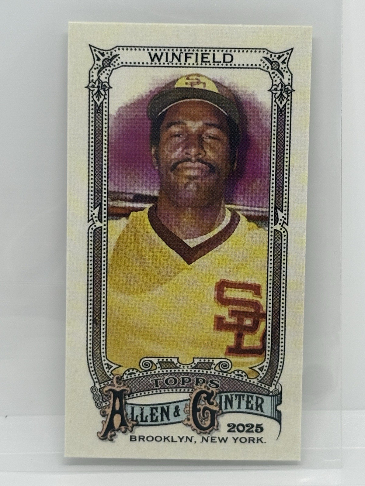 Dave Winfield Mini A&G Back – 2025 Topps Allen & Ginter San Diego Padres #151