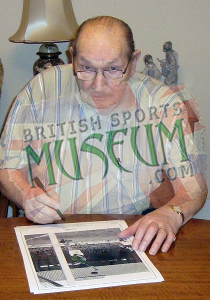 Gilbert Merrick Birmingham City Legend Signed Photograph 23x19in Framed + COA