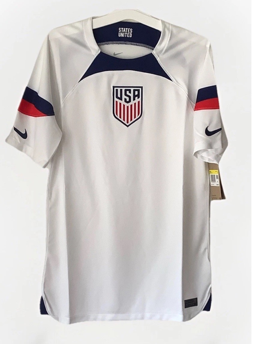 Nike USA Men’s Home Jersey World Cup 2022 Size Small DN0706-101 NWT