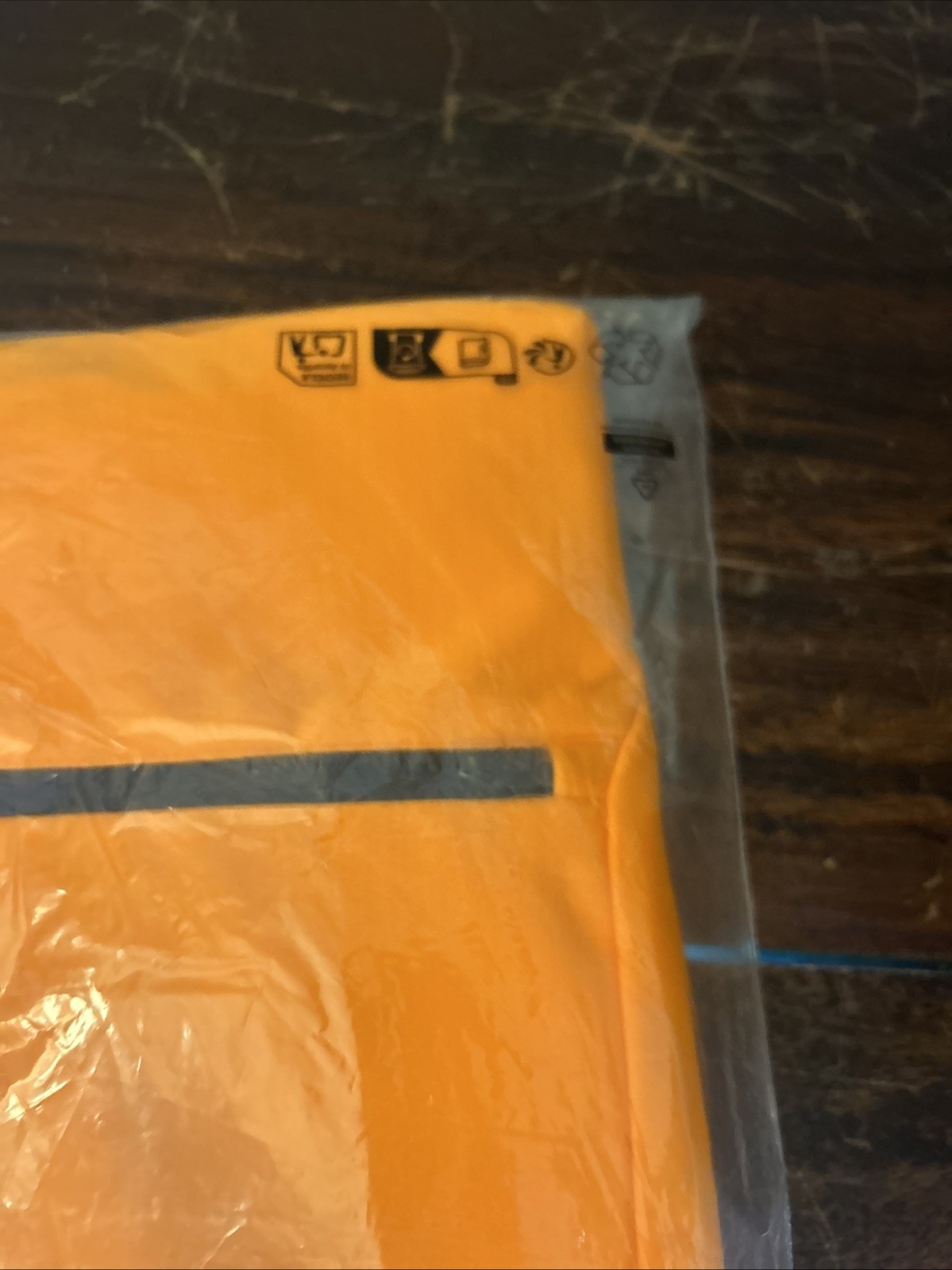 Official 2025 McLaren Formula 1 Team Softshell Jacket (L) in ORIGINAL PACKAGING