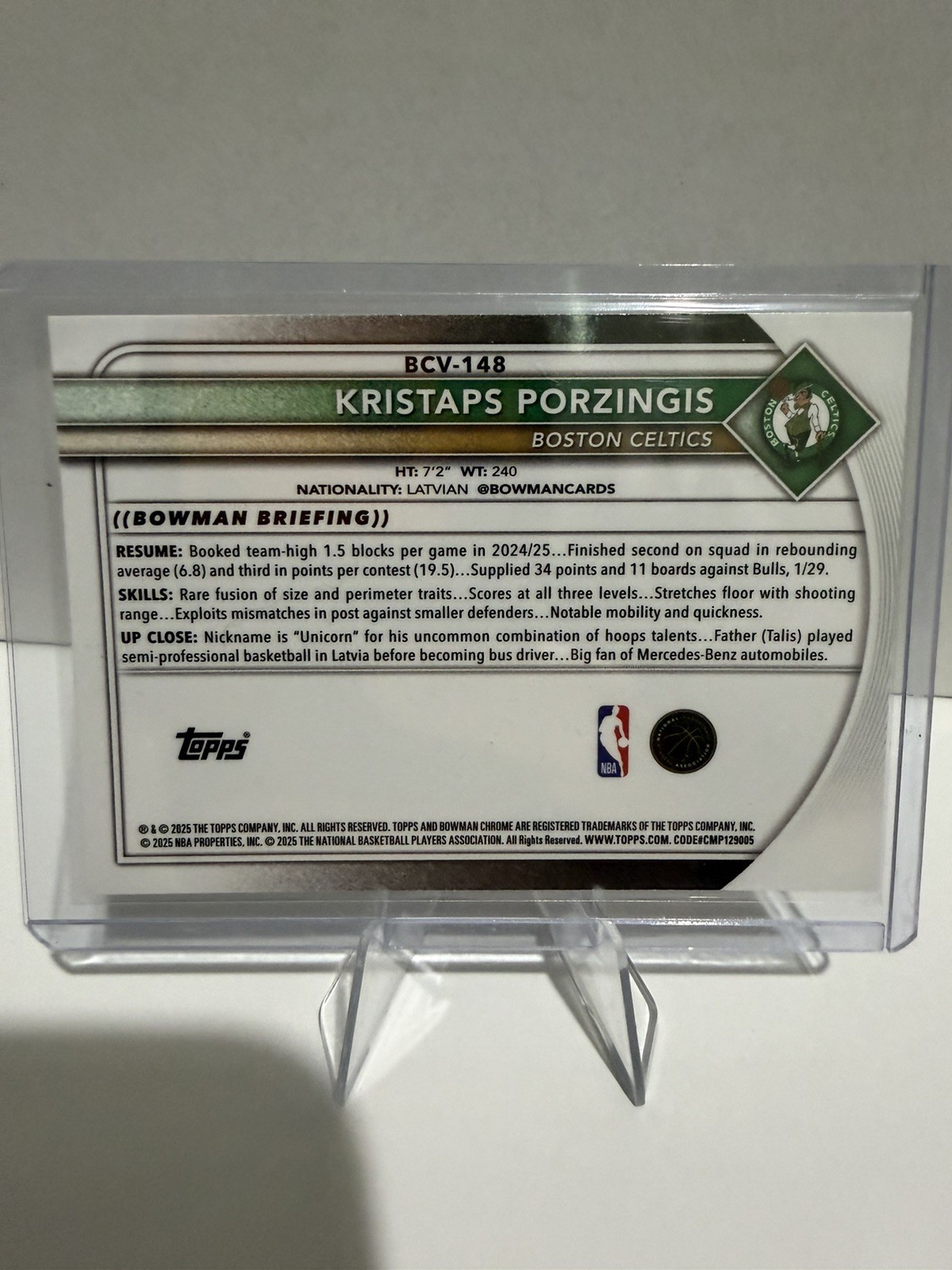 Kristaps Porzingis 3 card lot ,Navy Mojo #/175, Prizm red ice, winner stays