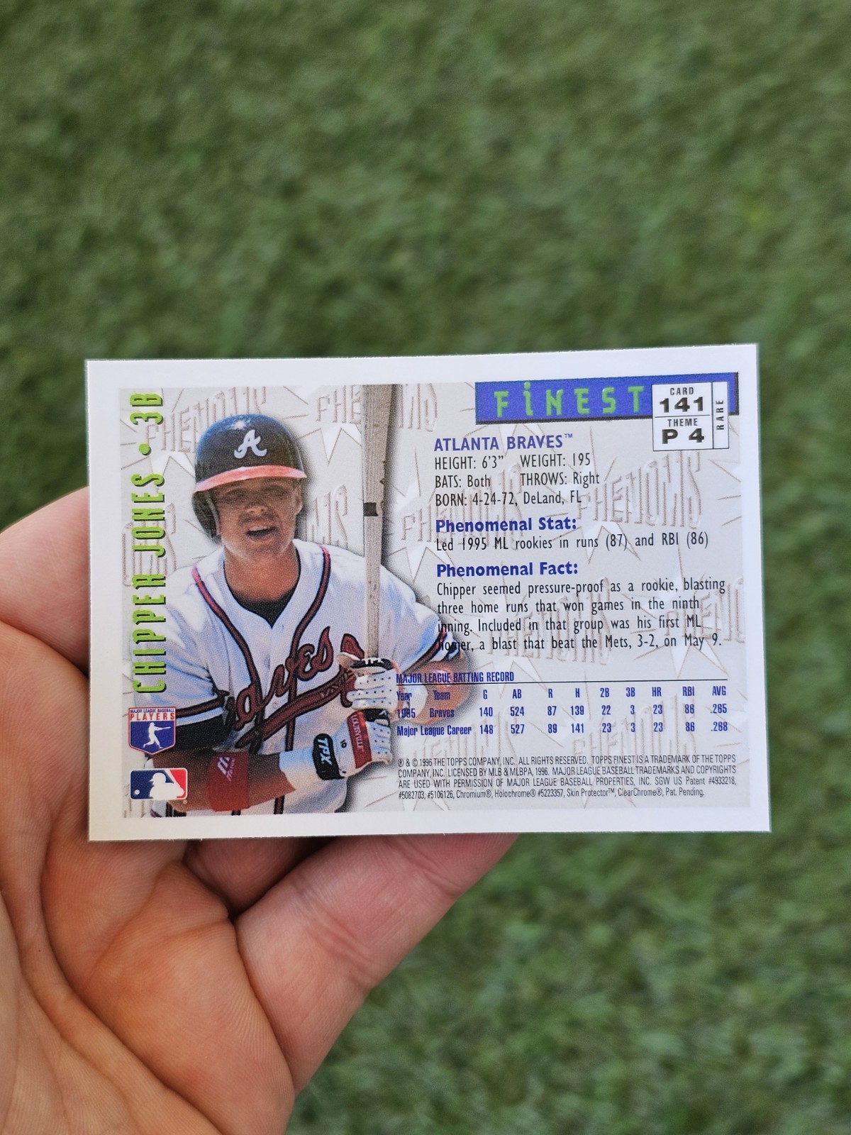 1996 96 Topps Finest Phenoms Chipper Jones GOLD RARE #141 + Protective Coating