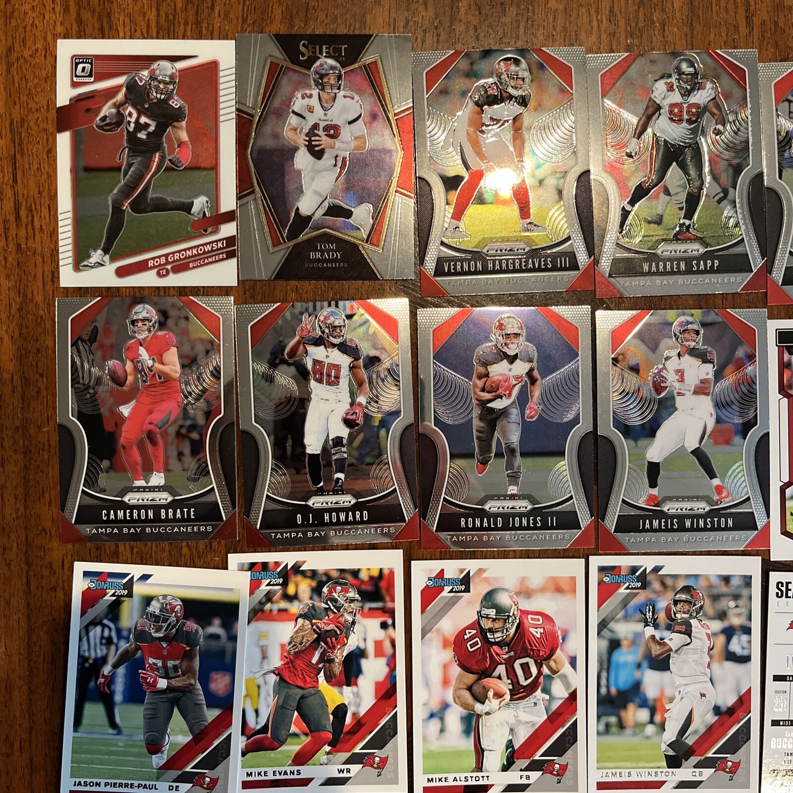 Tampa Bay Buccaneers Lot Of Cards Tom Brady, Chris Godwin, Mike Evans Option #1