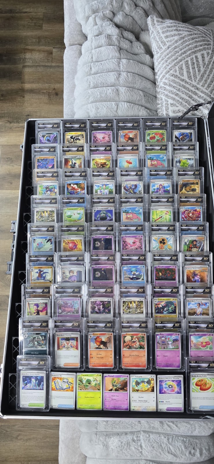Display Case Card Riser Stands-For 34×22 Vertical/Horizontal Case – 27-33 Risers