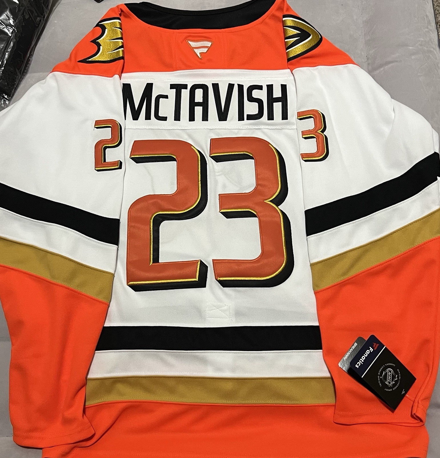 MASON MCTAVISH ANAHEIM DUCKS MENS LARGE 52 NHL HOCKEY JERSEY WITH TAGS NEW