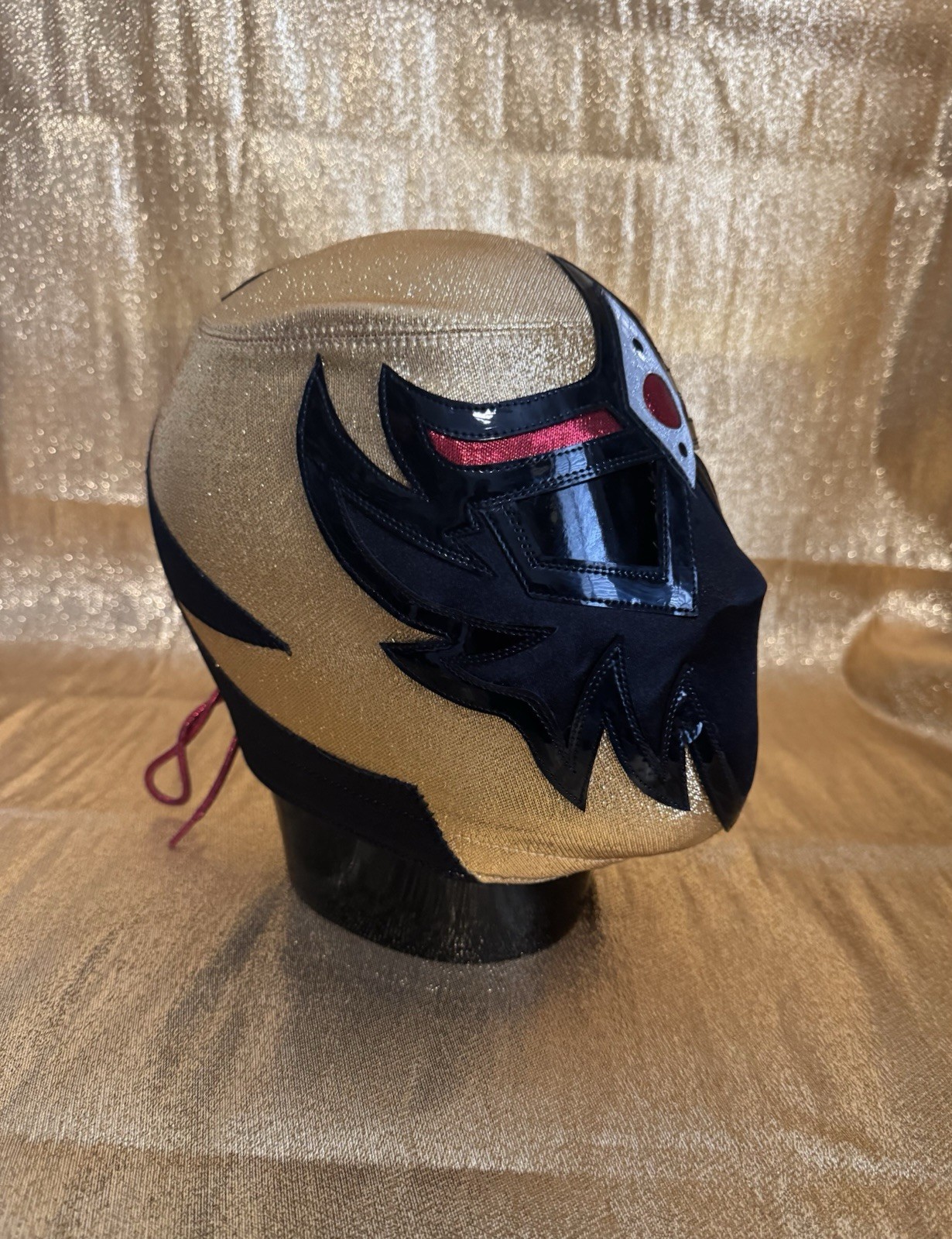 Máscara Dorada Japanese Fabric Pro Grade Mask LUCHA WWE AAA CMLL AEW WRESTLING