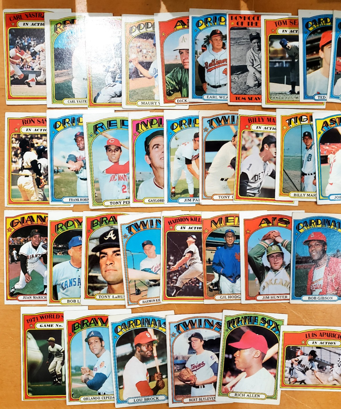 1972 TOPPS BASEBALL NEAR SET LOT OF 623 DIFFERENT CARDS W/ CLEMENTE, SEAVER MAYS