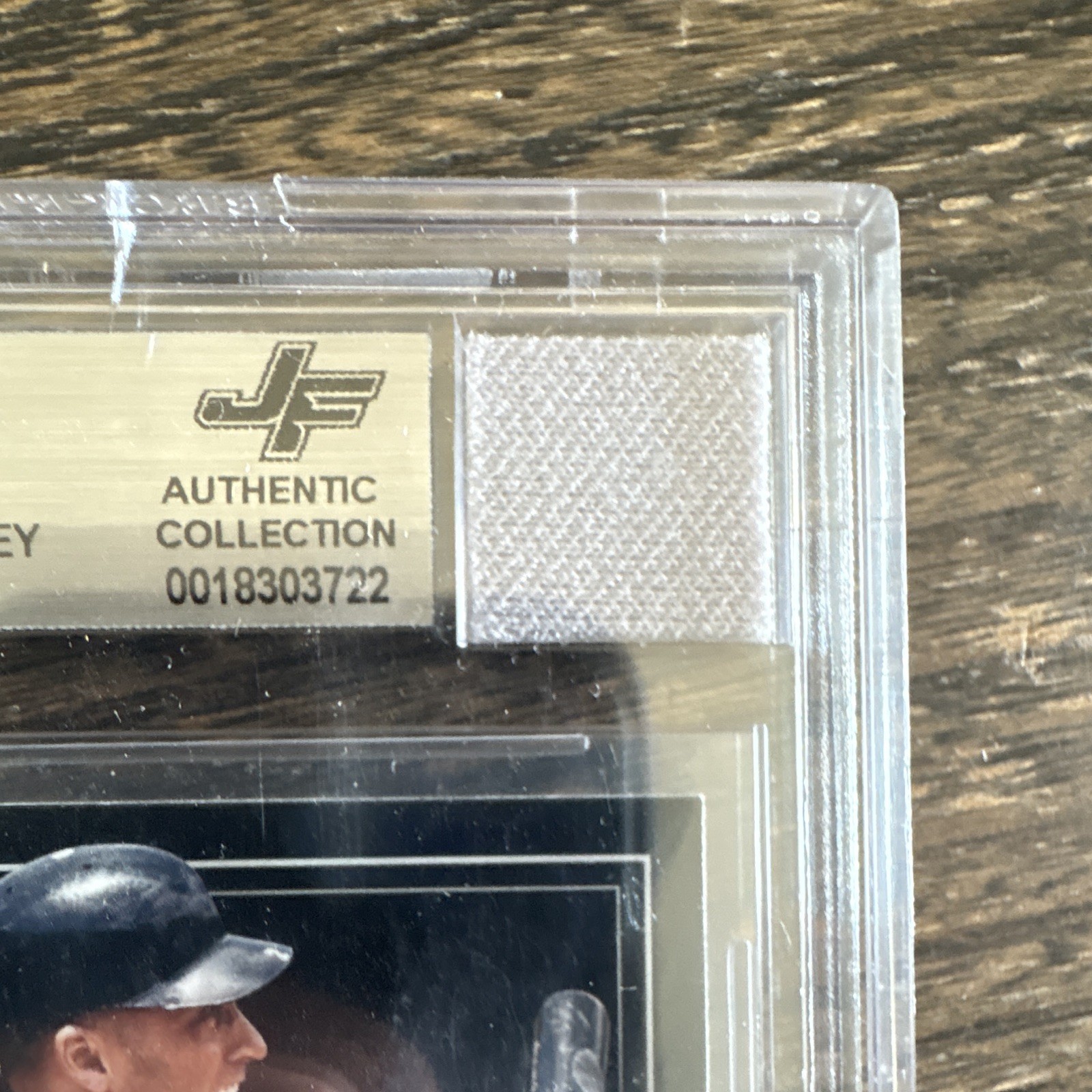 Panini 2013 Pinnacle Derek Jeter #38 Yankees Jersey Fusion Memorabilia BGS