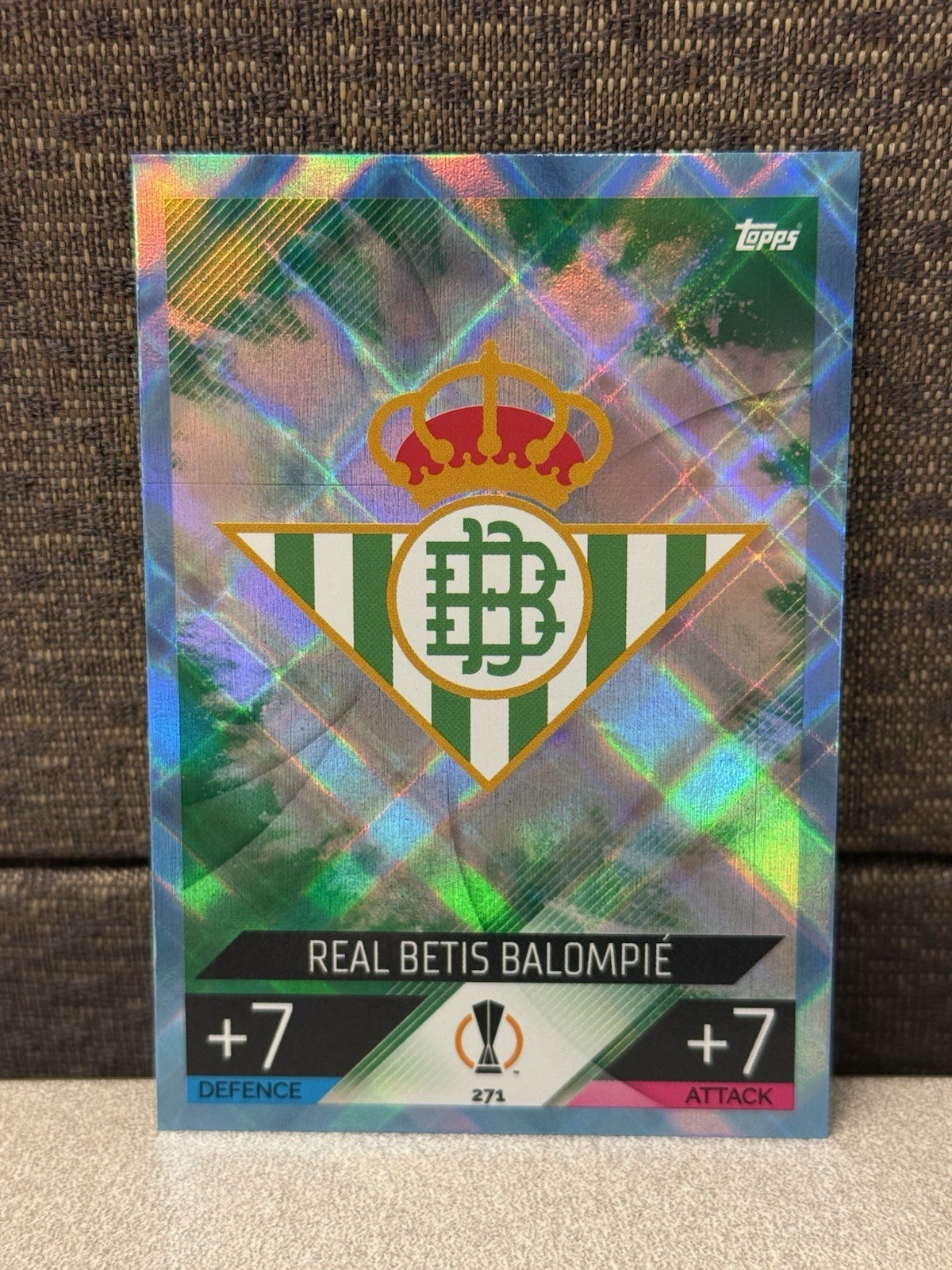 Real Betis Balompie #271 Badge Card Blue Crystal – 2022 Topps Match Attax